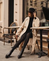 Gabriella - Elegant semi-opaque tights with vertical stripes